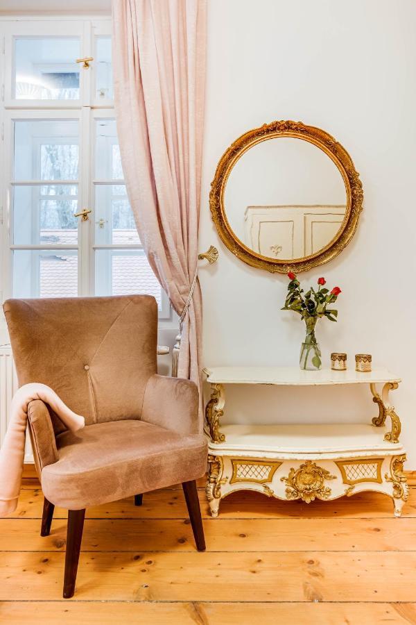 Lovecký zámeček pod Milešovkou Teplice Exterior foto